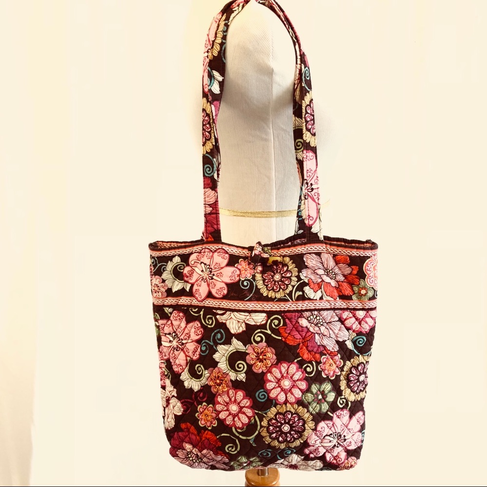 Beautiful Vera Bradley Shoulder Tote Bag